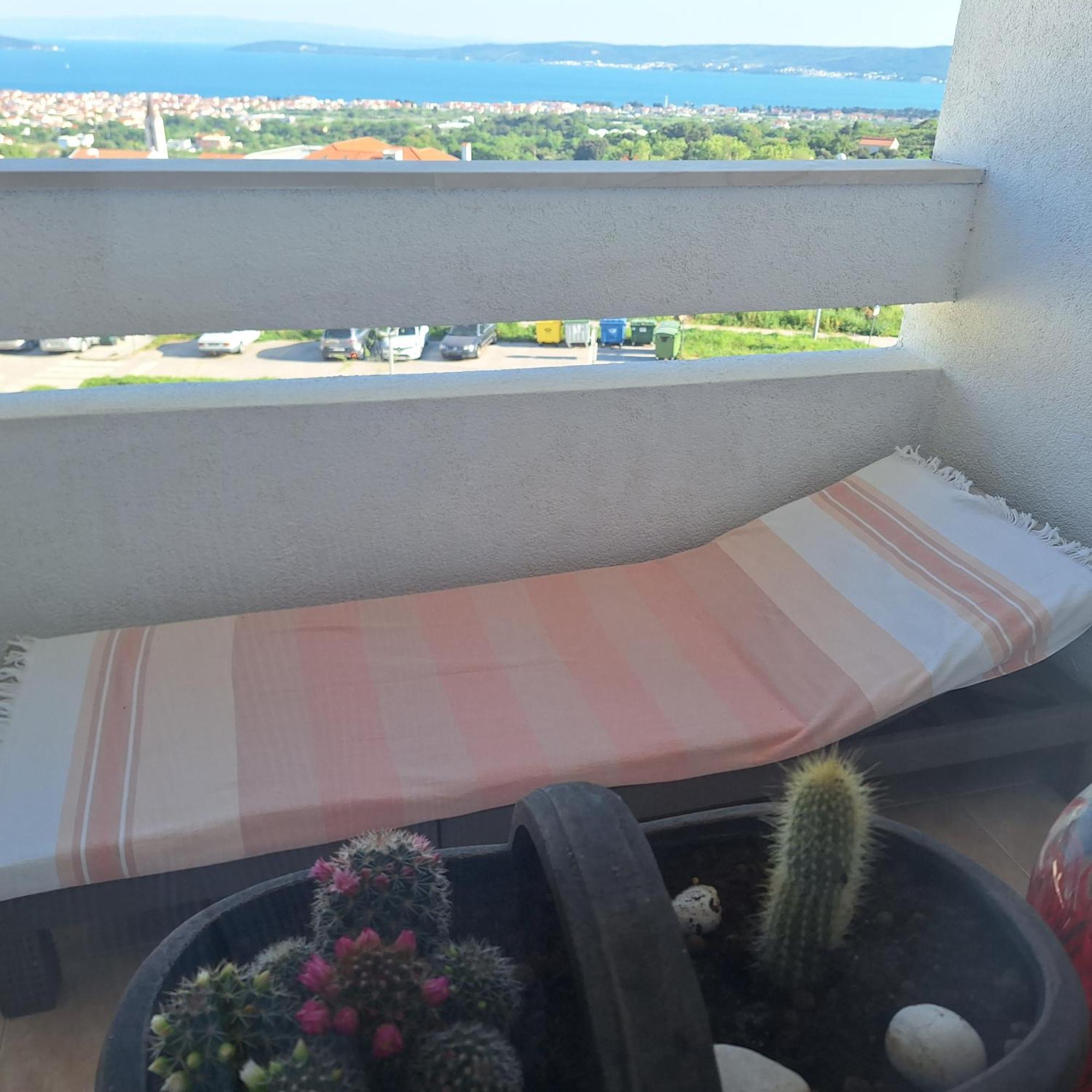 Appartamento Mila Kaštel Novi Esterno foto